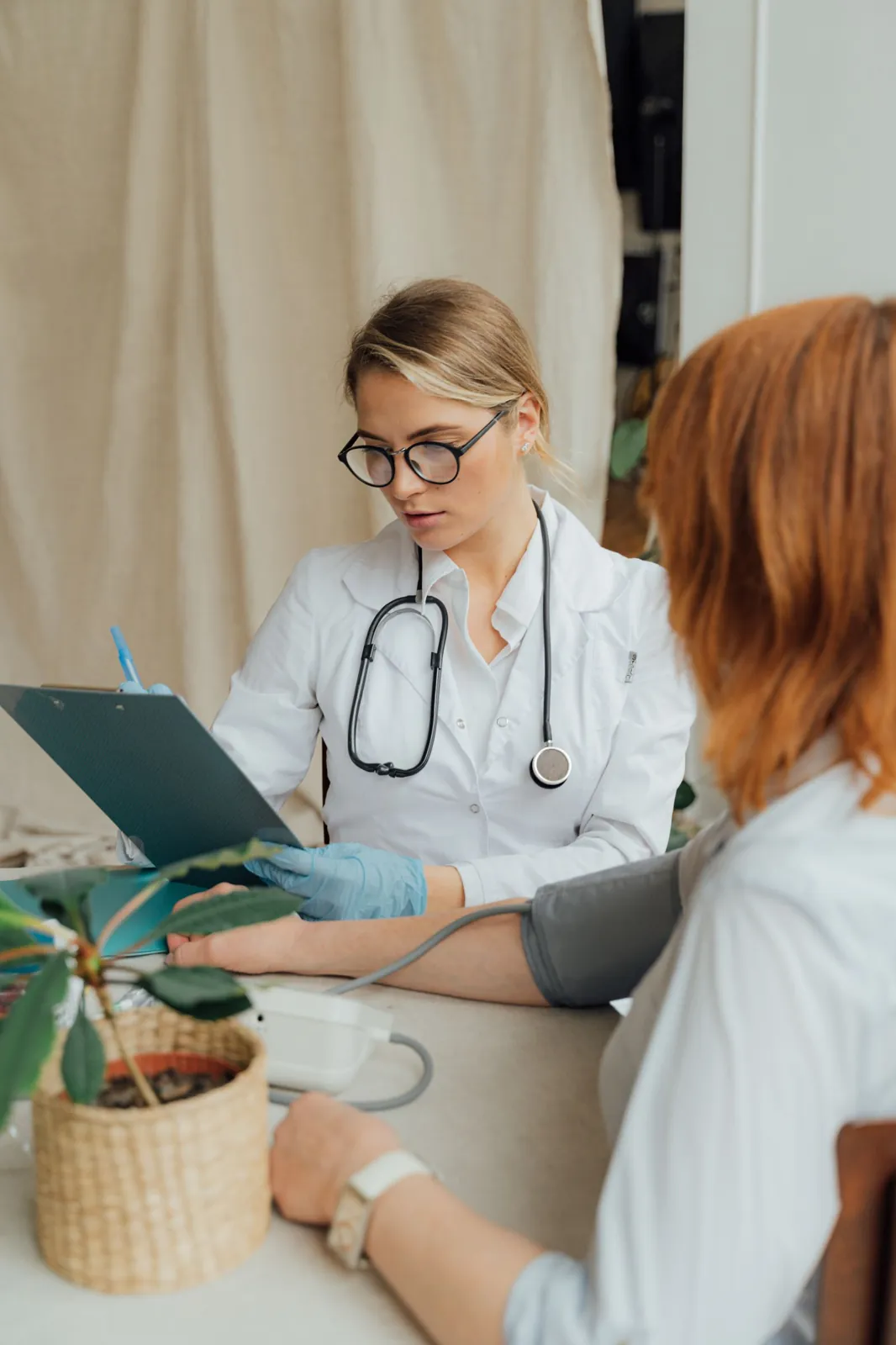 Parathyroid and calcium disorder specialist consultation in DHA Lahore